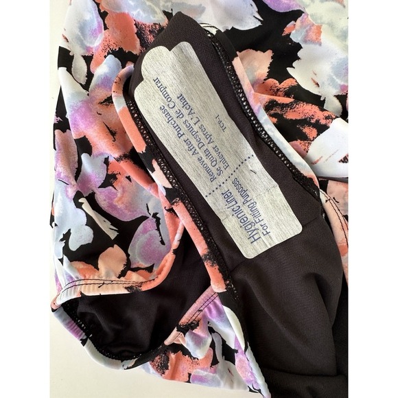 Time and TRU one piece floral print swimsuit sz L - Picture 5 of 7